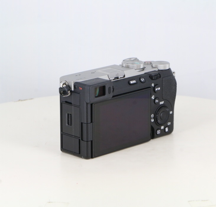 ソニー α7CII (ILCE-7CM2) ボデイ