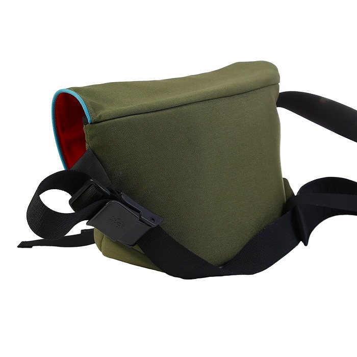 ソノタ CRNMPLER カメラバック