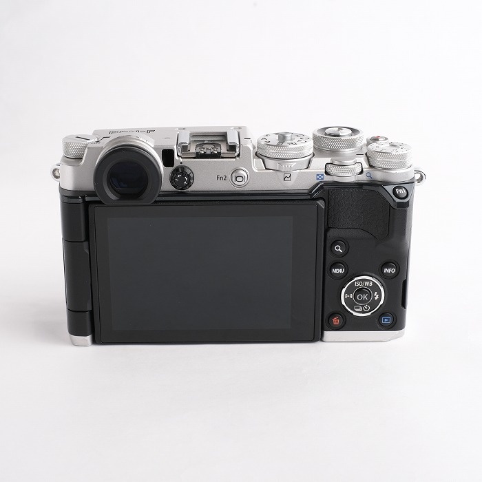 オリンパス PEN-F ボディ シルバー