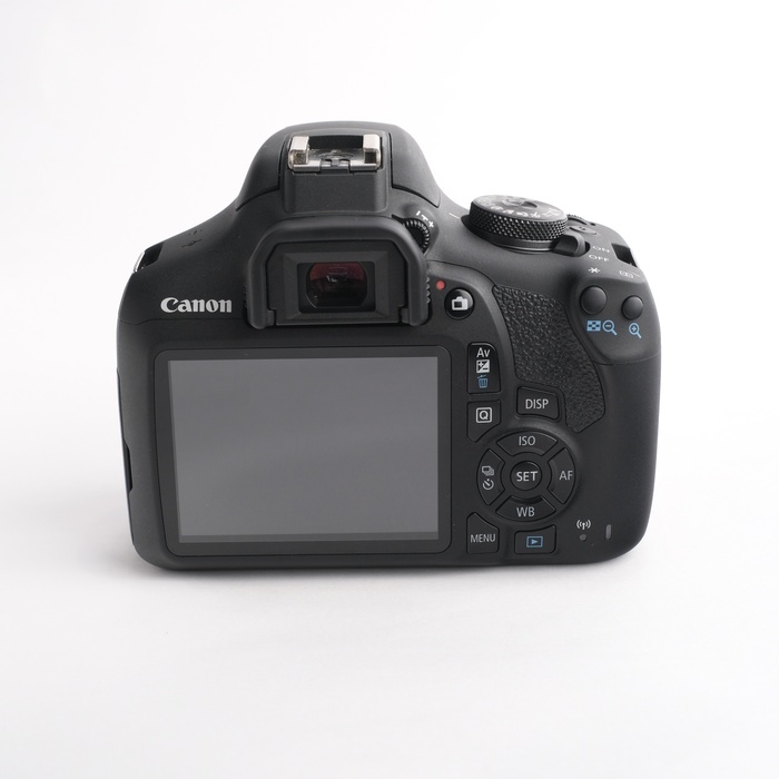 キヤノン EOS1500D (KISS X90)