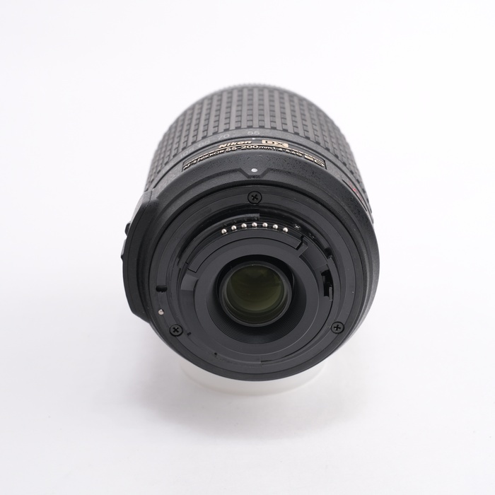 ニコン AF-S DX VR 55-200/4-5.6G IF-ED