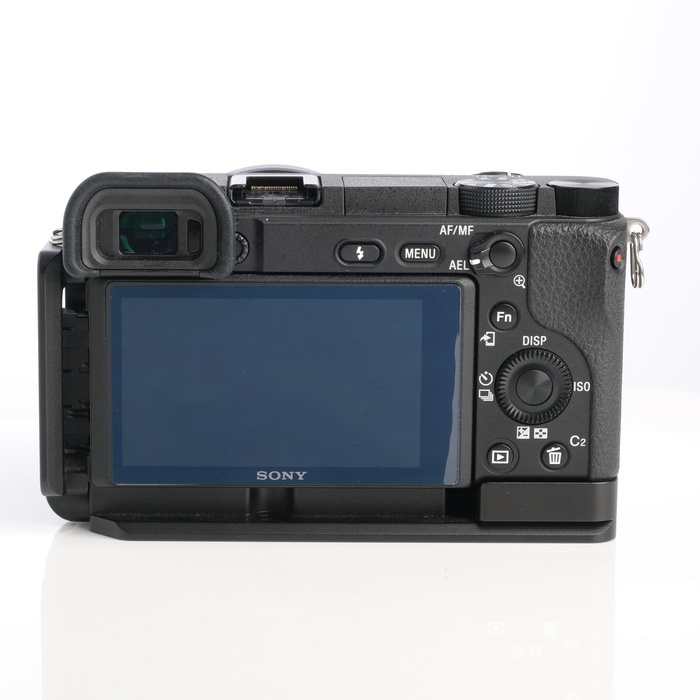 ソニー α6400 レンズキット ブラック(ILCE-6400L)