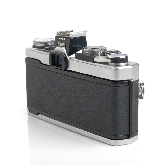 オリンパス OM-1 シルバー ボディ