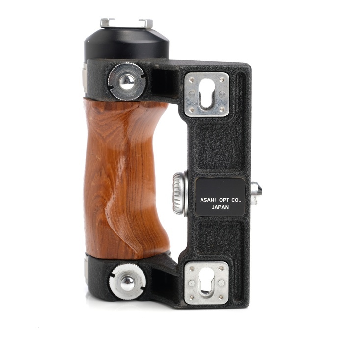 ペンタックス 6×7 木製グリップ