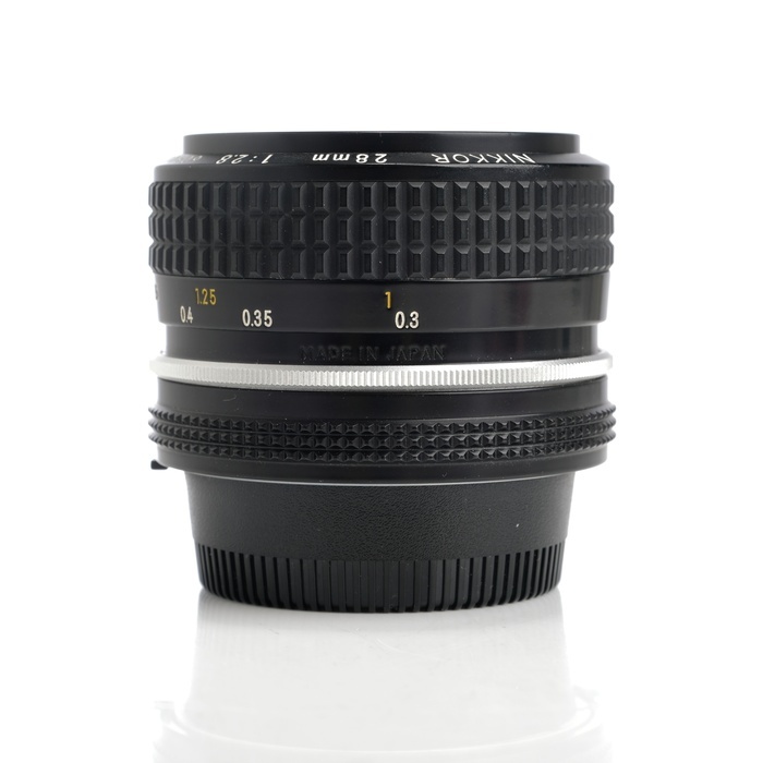 ニコン Ai-s 28/2.8