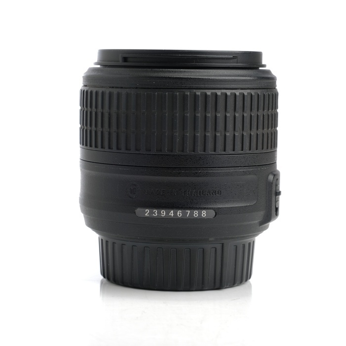 ニコン AF-S DX 18-55/3.5-5.6G VR(2)