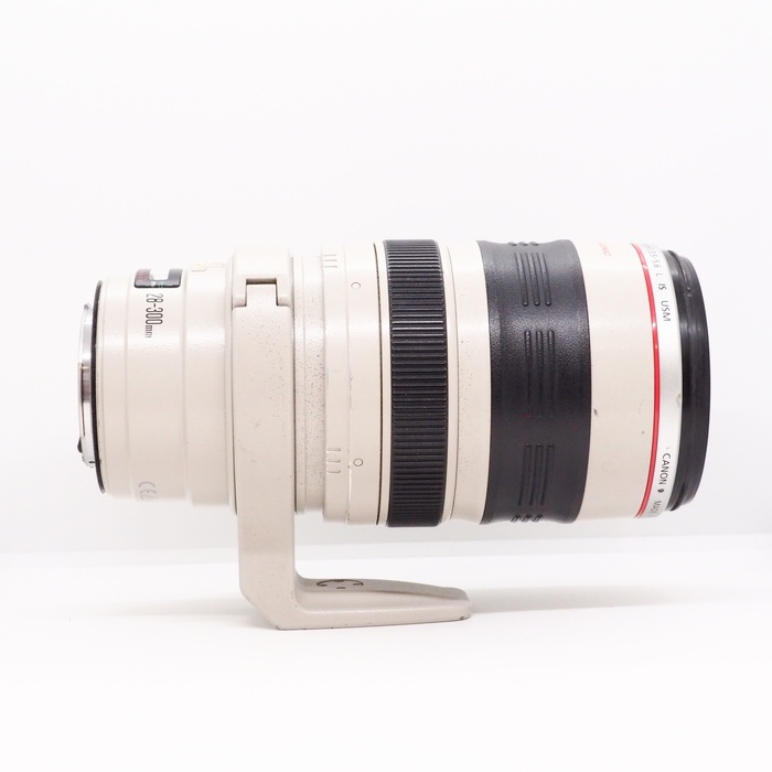 キヤノン EF28-300/F3.5-5.6L IS USM