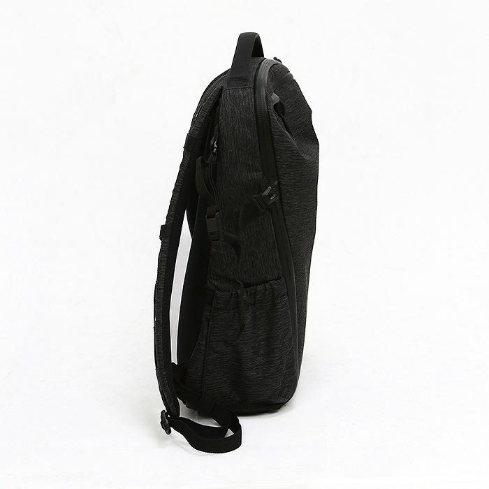 ハクバ LUXXE グリツドジツプバツクパツクM ブラツク