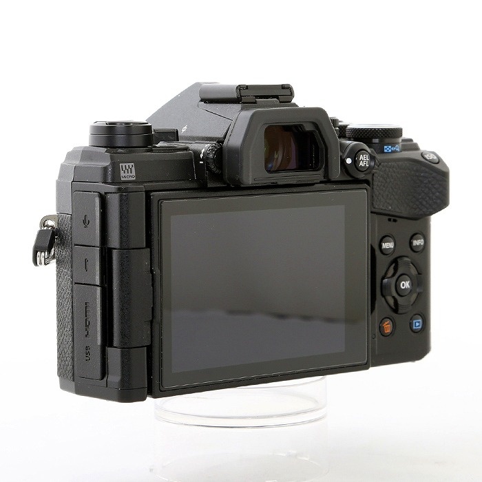 OM SYSTEM OM SYSTEM OM-5 ボデイ ブラツク