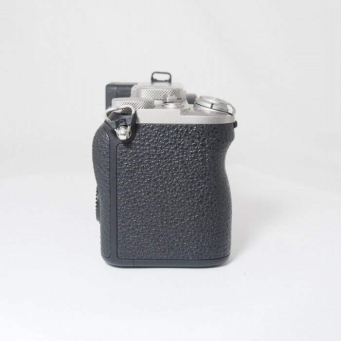 ソニー アルフア7CII ボデイILCE-7CM2 シルバー