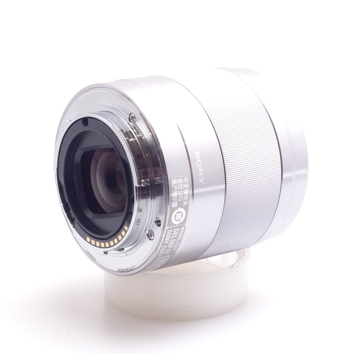 ソニー E50/F1.8 OSS