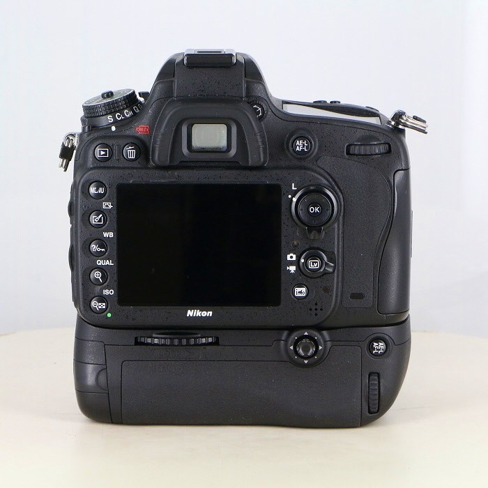 ニコン D610 ボディ + MB-D14