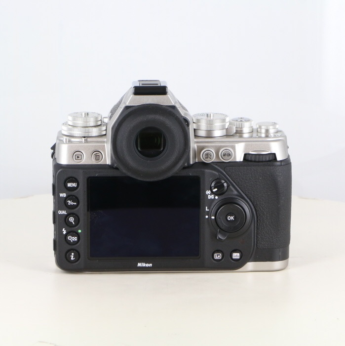 ニコン Df ボディ シルバー