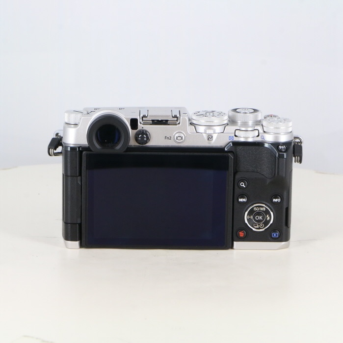 オリンパス PEN-F ボディ シルバー