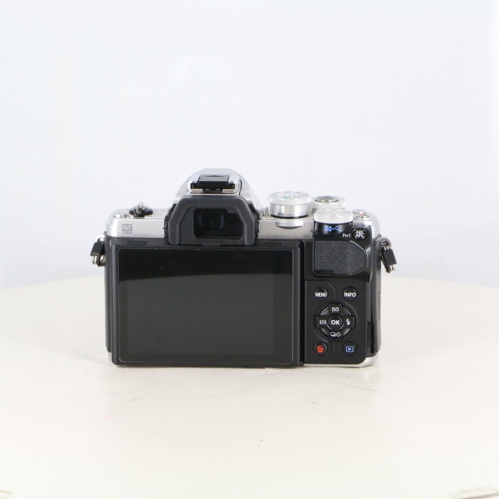 オリンパス OM-D E-M10 MARK3 ボディ シルバー