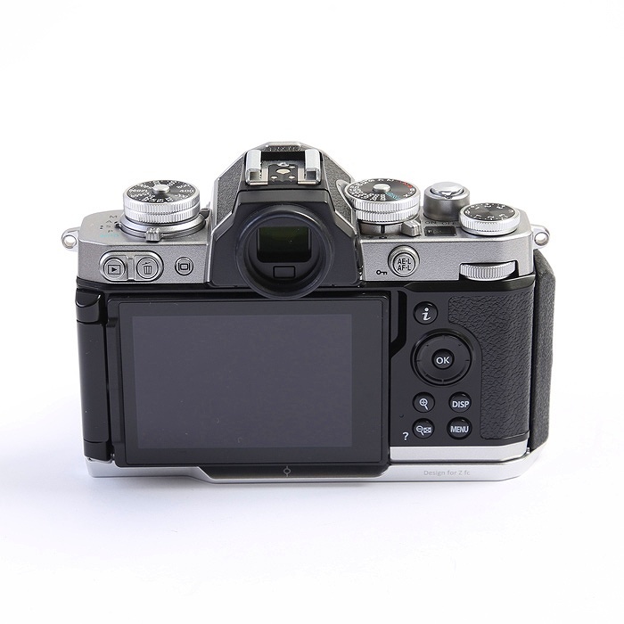 ニコン  Z FC 16-50 VR レンズキツト シルバー