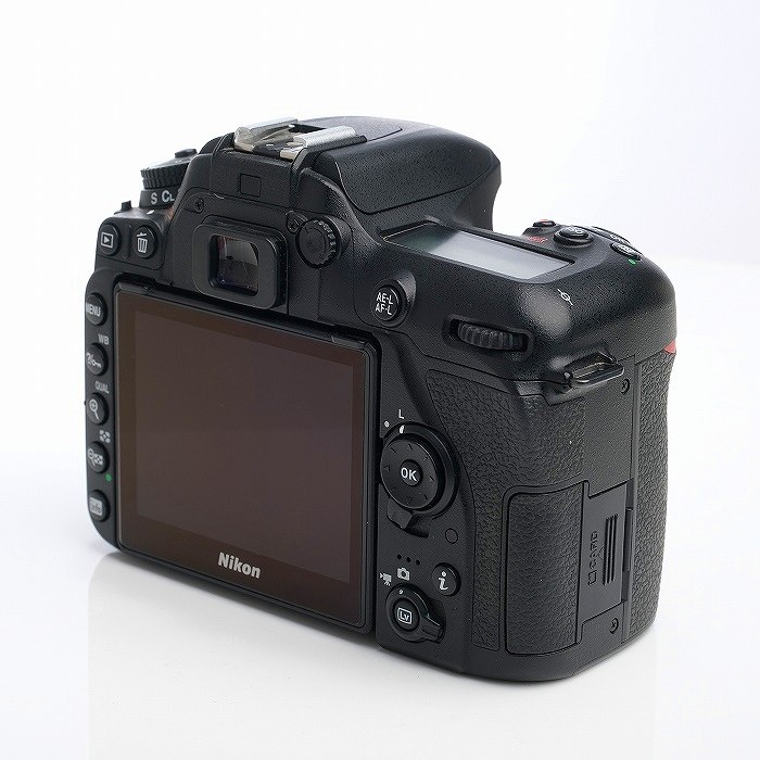 ニコン D7500ボディ