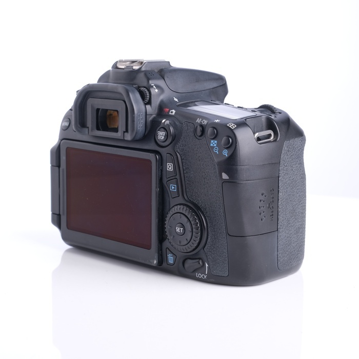 キヤノン EOS 70D ボデイ