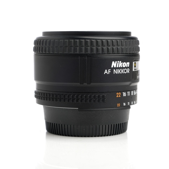 ニコン AI AF 35/2D