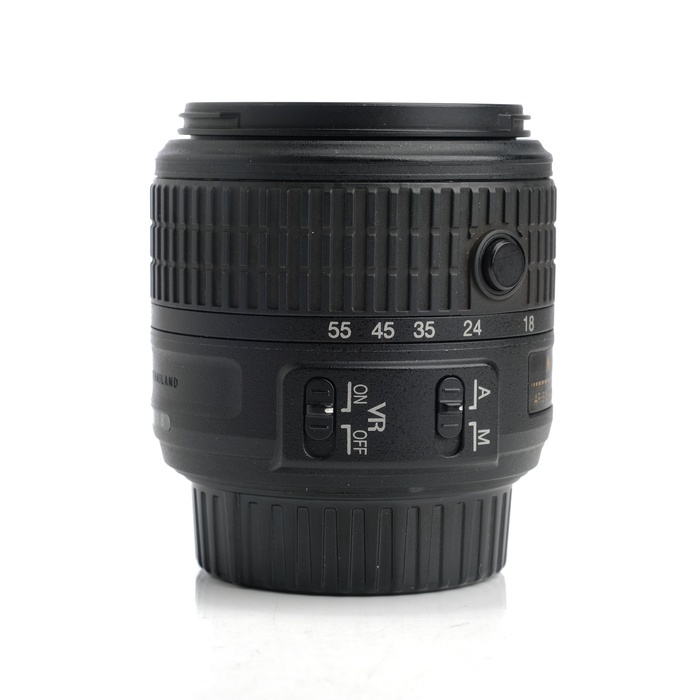 ニコン AF-S DX 18-55/3.5-5.6G VR(2)