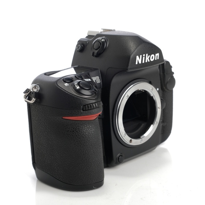 ニコン F6