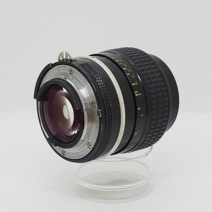 ニコン Ai 105/2.5