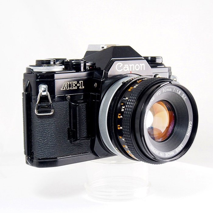 キヤノン AE-1 + FD50/1.8SC