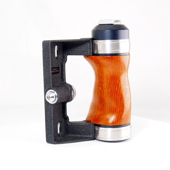 ペンタックス 67用木製グリップ