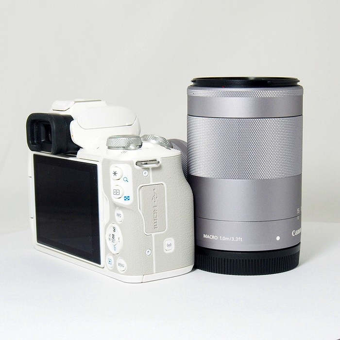 キヤノン EOS KISS M ダブルズームキツト ホワイト