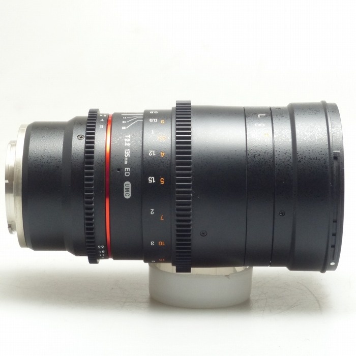 SAMYANG 135/T2.2 VDSLR ED UMC ソニーE