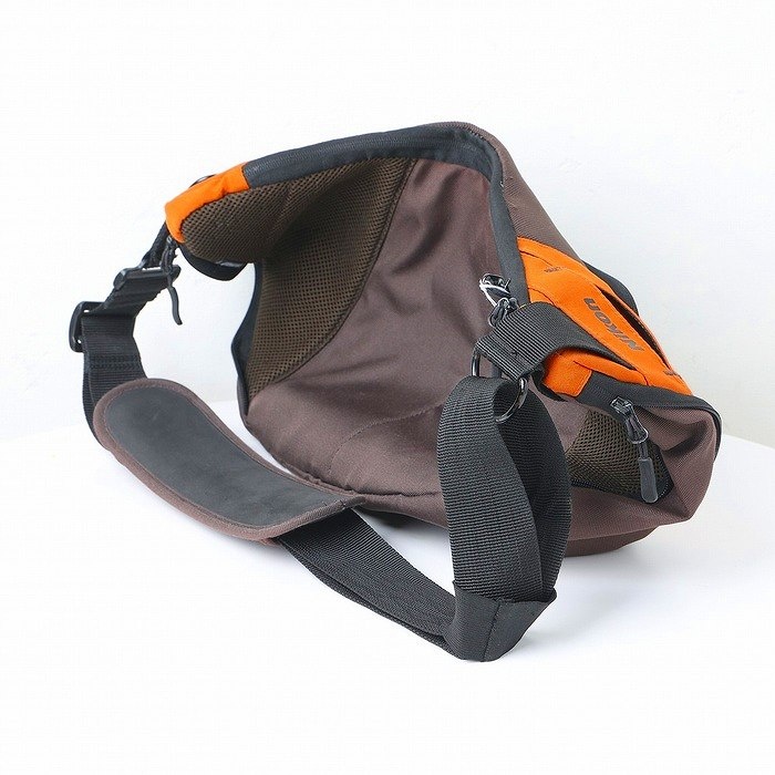 ニコン ショルダーバック