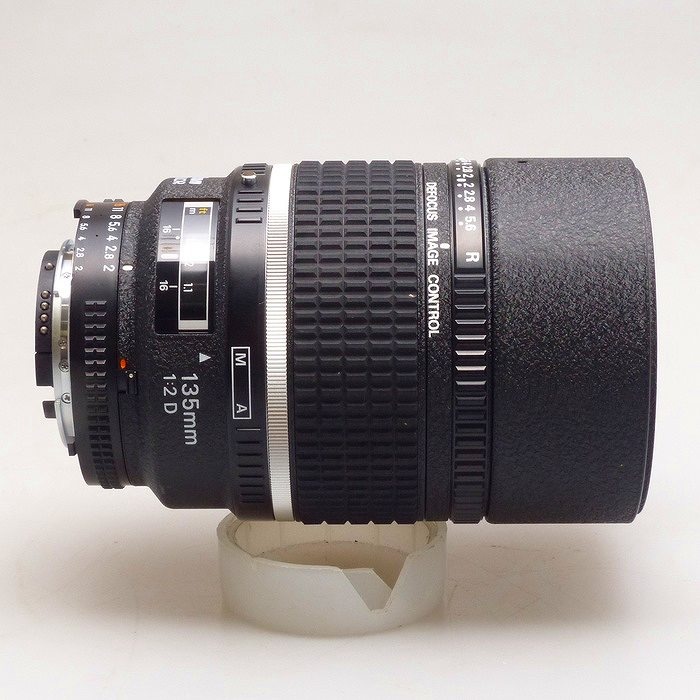 ニコン AI AF DC 135/2D