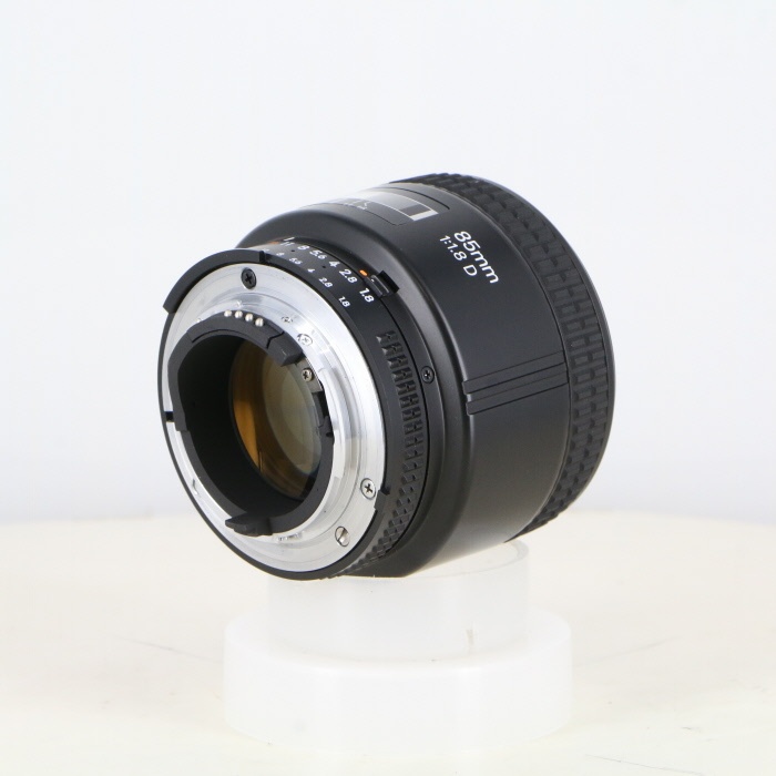 ニコン AF 85/F1.8D