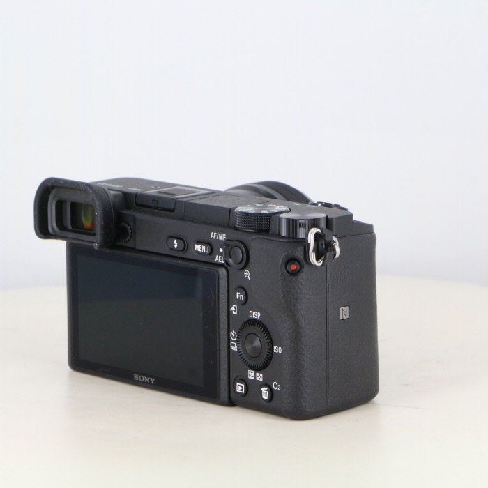 ソニー α6400(ILCE-6400)ブラック+EPZ16-50/3.5-5.6OSS