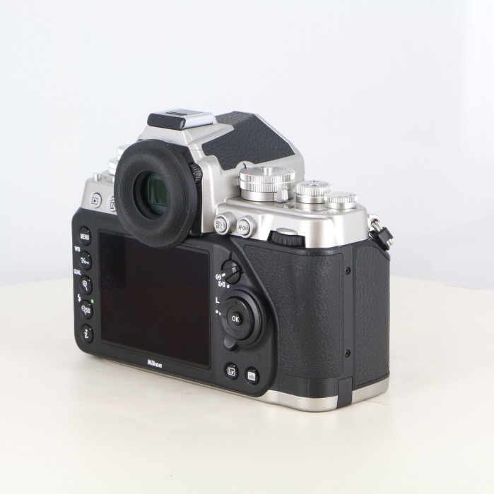 ニコン Df ボディ シルバー