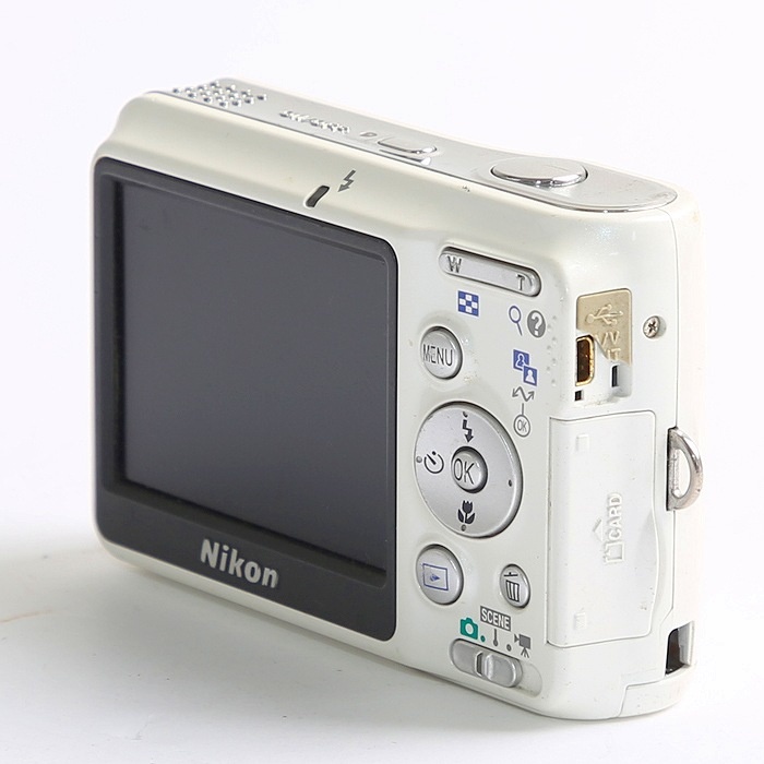 ニコン COOLPIX L6 ホワイト