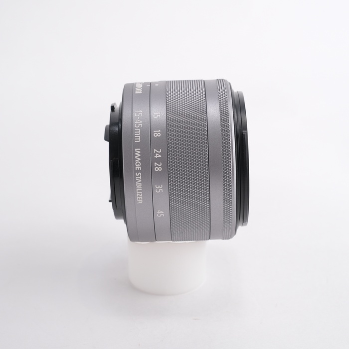キヤノン EF-M15-45/3.5-6.3 IS STM シルバー