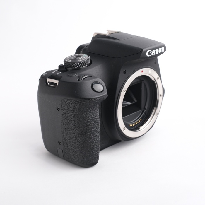 キヤノン EOS1500D (KISS X90)