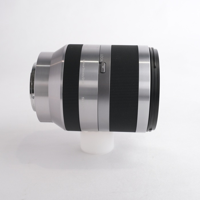 ソニー E18-200/F3.5-6.3 OSS