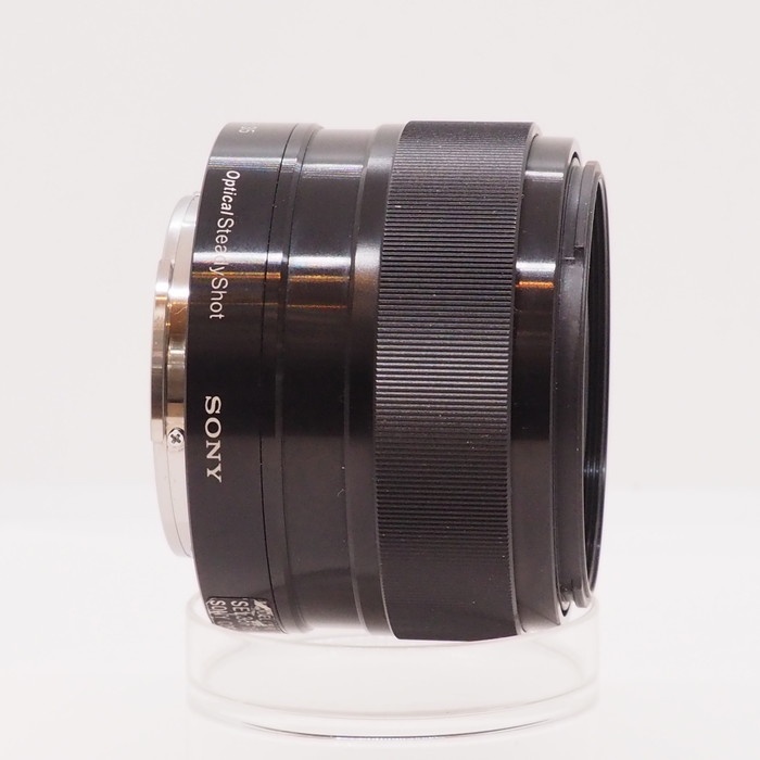 ソニー E35/F1.8 OSS