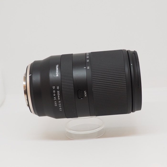タムロン 18-300/F3.5-6.3 DI3-A VC VXD B061X