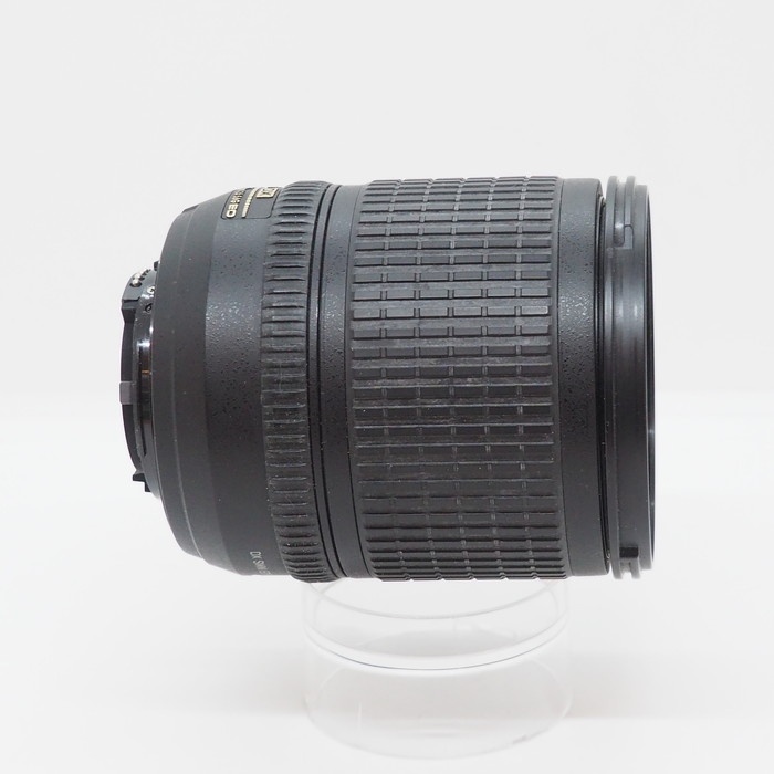 ニコン AF-S DX ED 18-135/3.5-5.6G