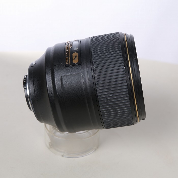 ニコン AF-S 105/F1.4E ED