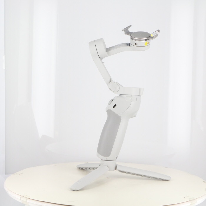 DJI OM4 スマートフオンヨウジンバル