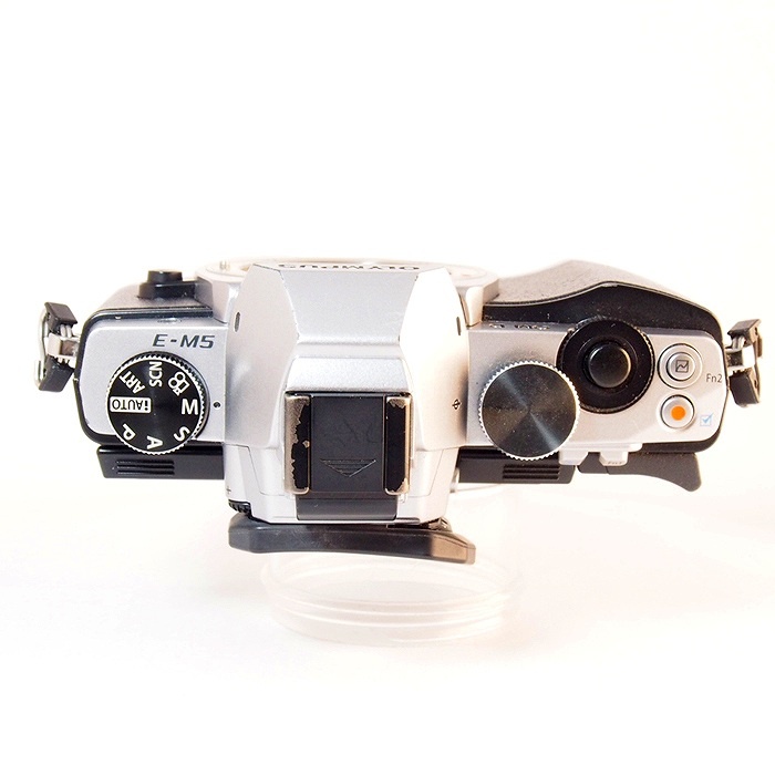 オリンパス OM-D E-M5 シルバー