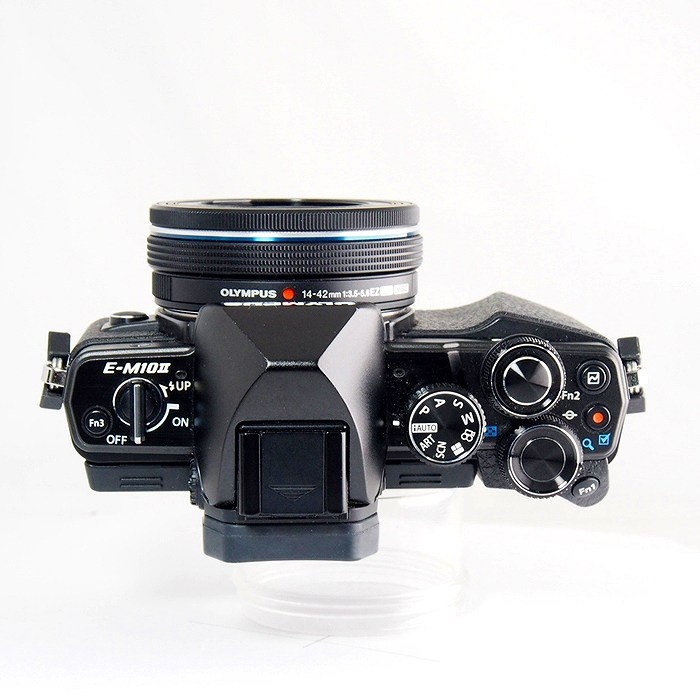 オリンパス OM-D E-M10 MarkII EZ Wズームキットブラック