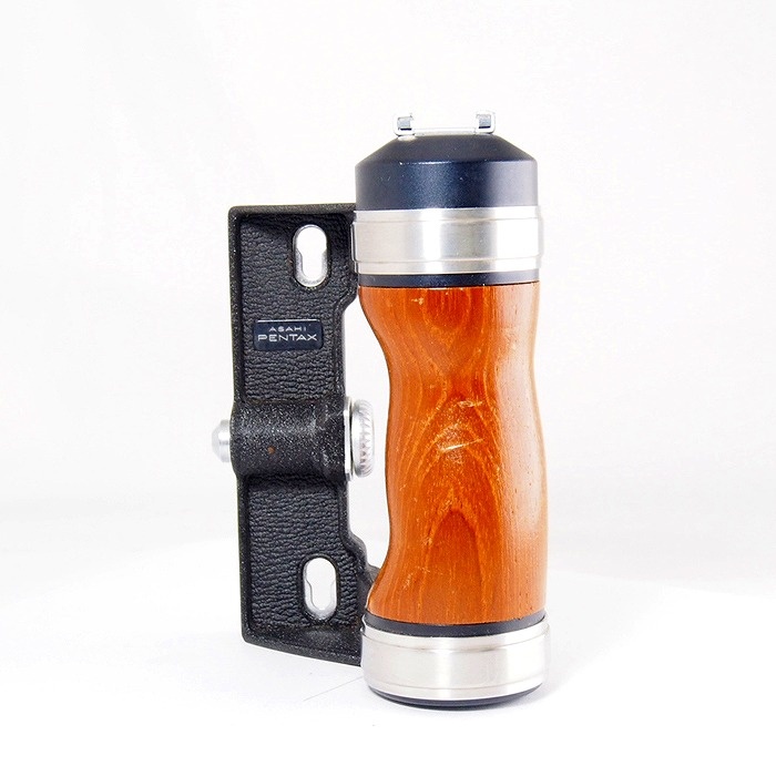 ペンタックス 67用木製グリップ