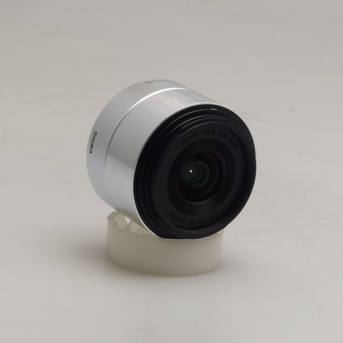 シグマ 19/2.8 DN シルバー ソニーE