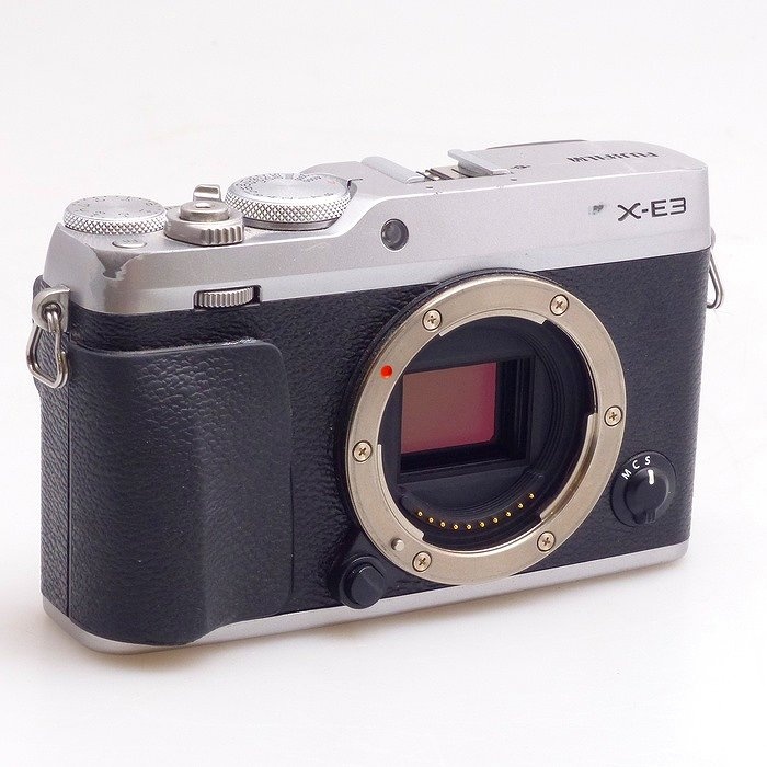 フジフイルム X-E3 シルバー