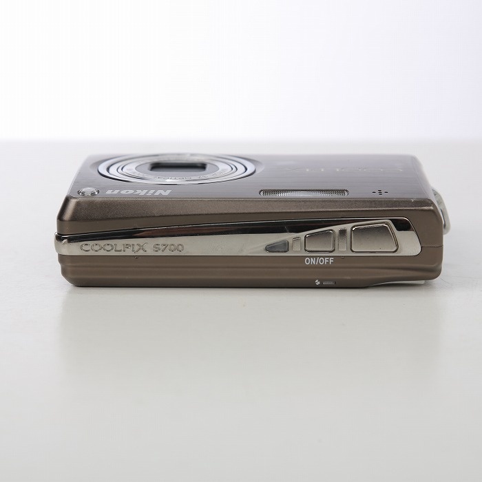 ニコン COOLPIX S700